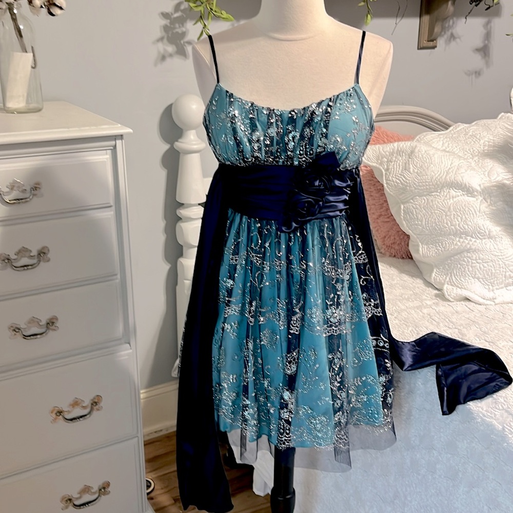 Beata Studio Los Angeles Womens XS size 1 Blue Sparkly Dressy Dress